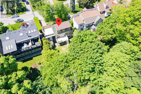 21 Fenwood Heights, Toronto Cliffcrest