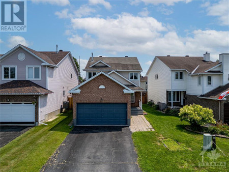 2112 Gardenway Drive, Ottawa