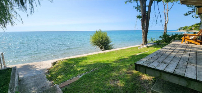 2112 Lakeshore Road, Haldimand