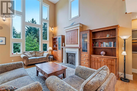 2115 Wildflower Rd, Shawnigan Lake