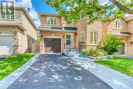 2119 Shorncliffe Boulevard, Oakville