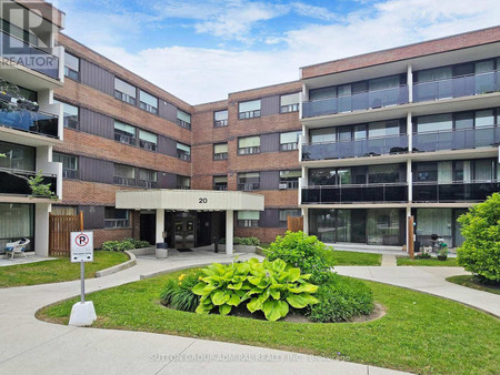 212 20 Sunrise Avenue, Toronto Victoria Village