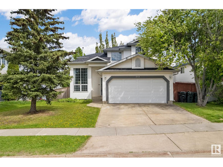 212 Lakeland Dr, Spruce Grove