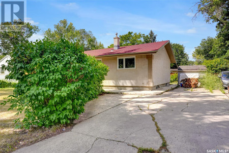 213 Durham Drive, Regina