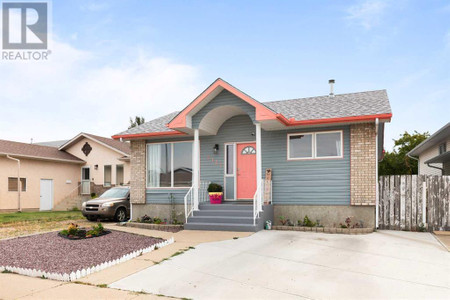 2131 Hatcher Drive Ne, Medicine Hat