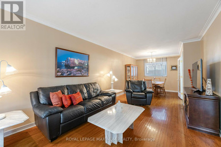 2134 Sheppard Avenue W, Toronto