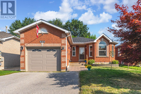 214 Mapleton Avenue, Barrie Holly