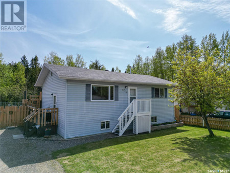 215 Vickers Crescent, Air Ronge