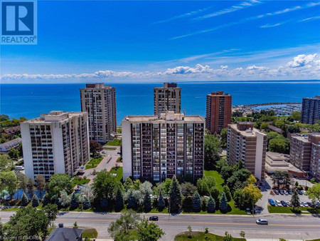 2185 Marine Drive Unit 1402, Oakville