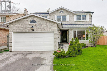 22 Barker Court, Markham