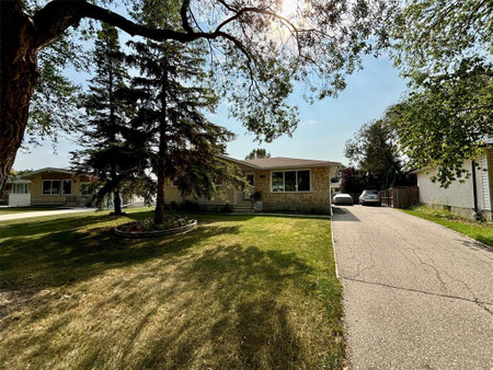 22 Blechner Drive, Winnipeg