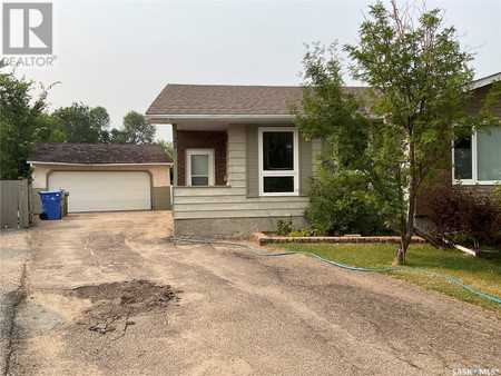 22 Cottonwood Bay, Regina