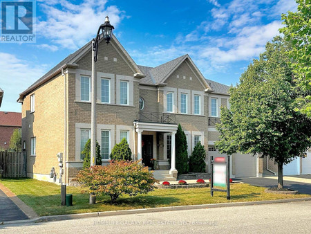 22 Westacott Crescent N, Ajax Northwest Ajax