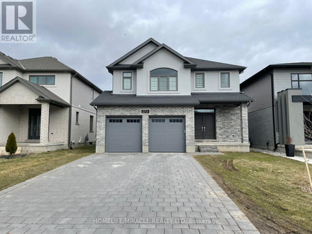 2204 Debra Drive, London