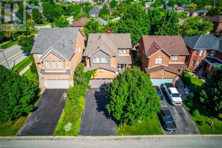 2213 Rosemount Crescent, Oakville