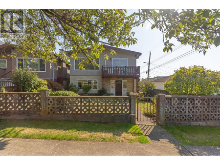 2214 E 53rd Avenue, Vancouver