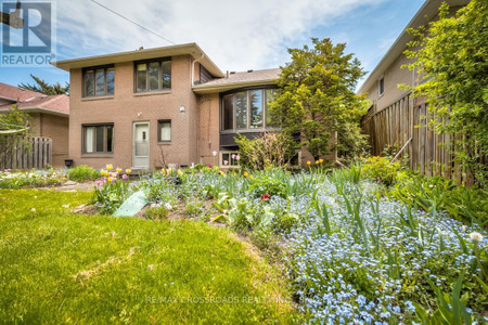 222 Northwood Drive, Toronto