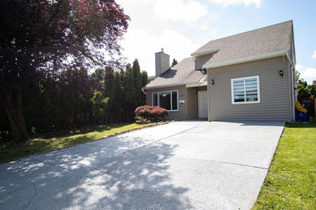 2224 Willoughby Way, Langley