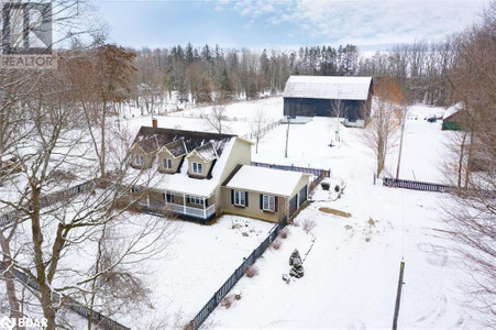 2235 Ridge Road W, Oro Medonte