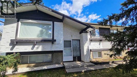 224 8 Avenue Ne, Sundre