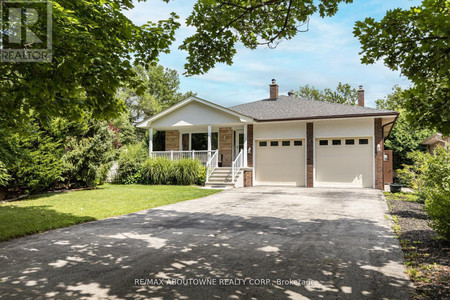 2254 Yates Court, Oakville Bronte West