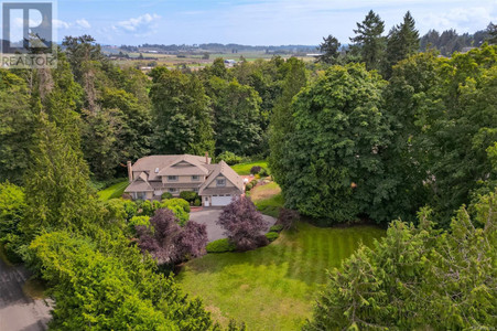 2261 Dogwood Lane, Central Saanich