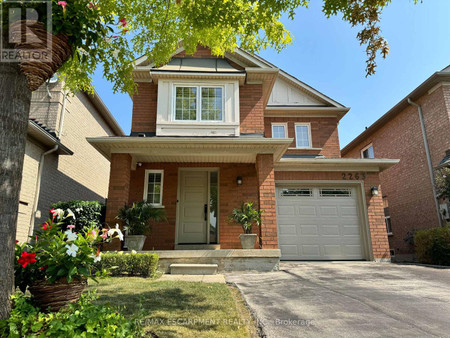 2263 Elmside Crescent, Burlington