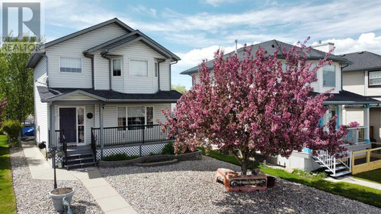 228 Sheep River, Okotoks