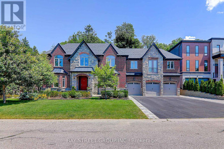 23 Pine Ridge Avenue, Vaughan East Woodbridge