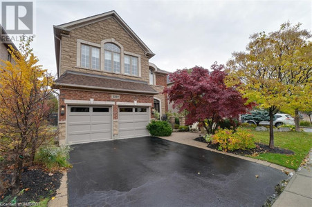 2301 Hertfordshire Way, Oakville