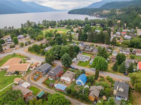 232 A Avenue, Kaslo