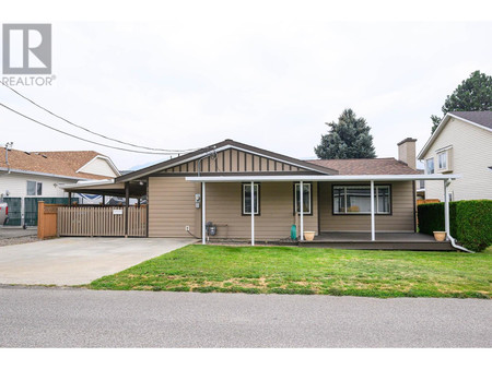 2365 Bossert Ave, Kamloops