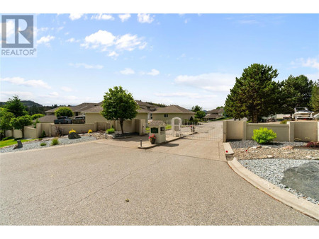 2377 Shannon Woods Drive Unit 201, West Kelowna