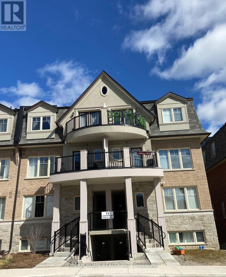 24 11 Eaton Park Lane, Toronto L Amoreaux