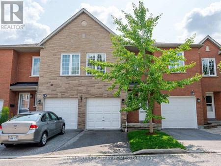 24 1995 Pine Grove Avenue, Pickering Highbush