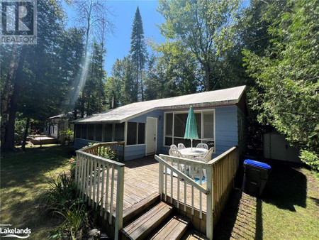 24 43rd Street, Wasaga Beach