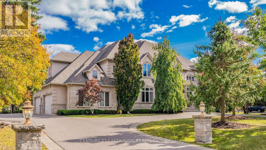 24 Glenbourne Park Drive, Markham Devil S Elbow