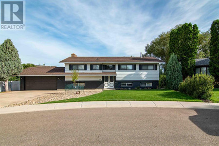 24 Larkspur Court Se, Medicine Hat