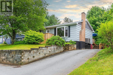 Living room - 24 Ridge Avenue, Lower Sackville, NS B4C2L6 Photo 1