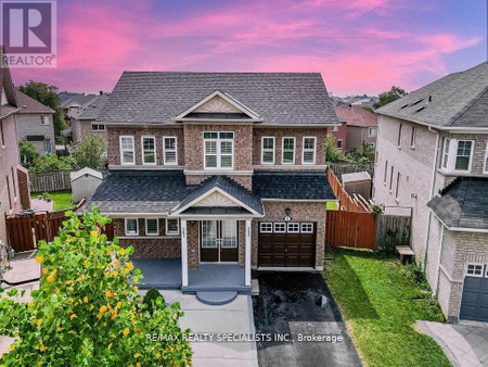 24 Seahorse Avenue, Brampton Madoc