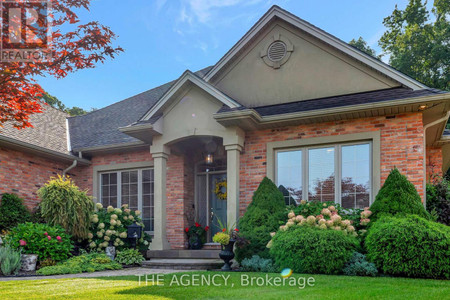 24 Wood Haven Drive, Tillsonburg