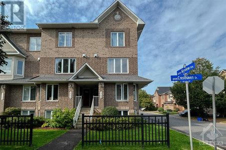 240 Cresthaven Drive, Ottawa