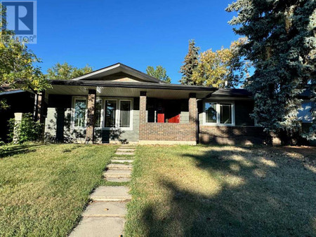 240 Lake Bonavista Drive Se, Calgary