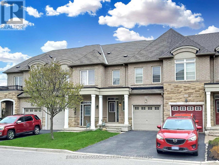 2404 Old Brompton Way, Oakville West Oak Trails