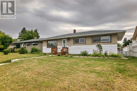 2436 44 Street Se, Calgary