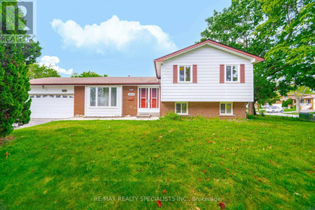 2454 Goodison Avenue, Mississauga Cooksville