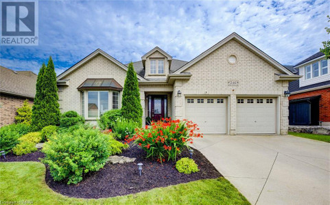 246 Deer Ridge Drive, Kitchener