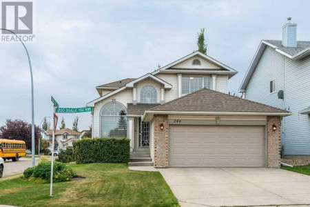 246 Douglas Ridge Mews Se, Calgary