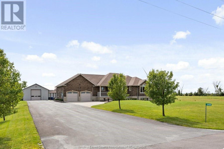 248 Road 8 East, Kingsville