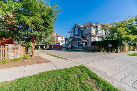 25 6956 193 Street, Surrey